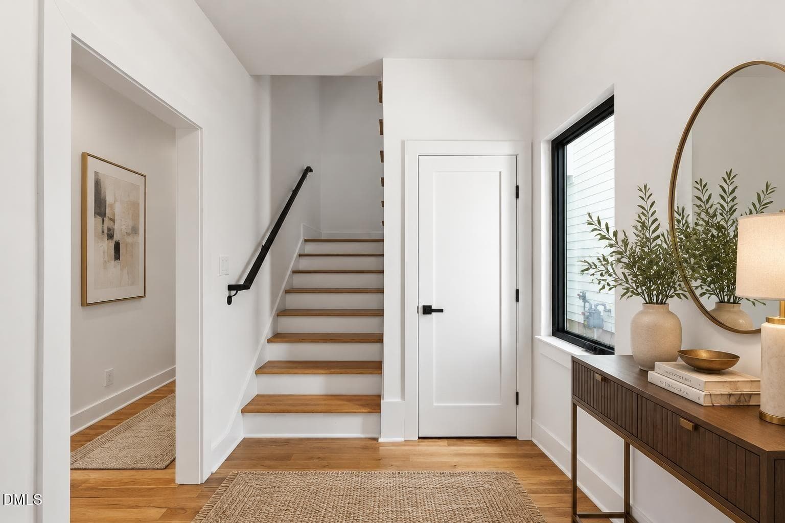 ENTRY - 801 N Roxboro Street, Durham, NC 27701