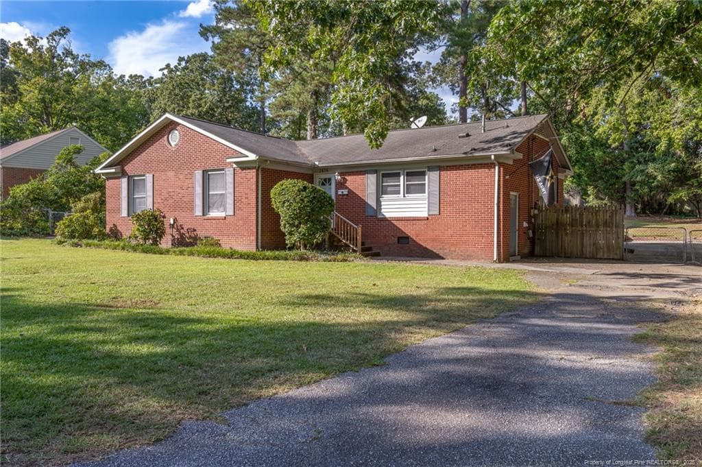 Photo 3 - 3636 Drayton Road, Fayetteville, NC 28303, Fayetteville