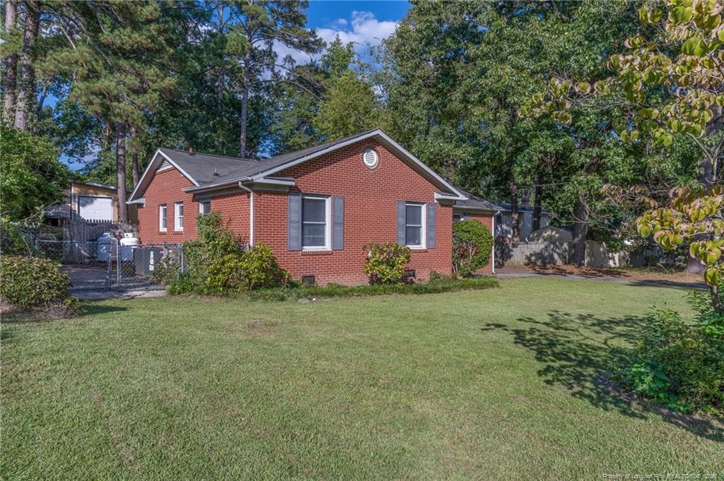 Photo 4 - 3636 Drayton Road, Fayetteville, NC 28303, Fayetteville