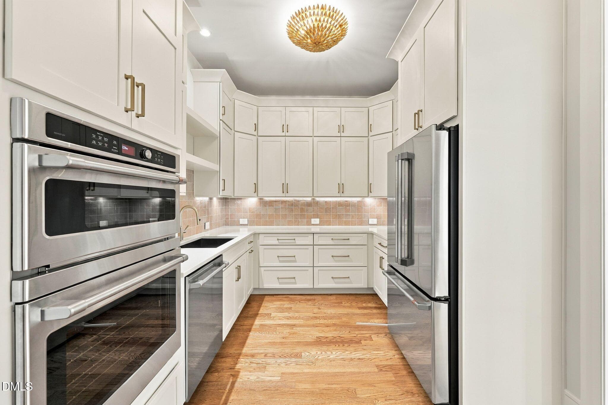 52-web-or-mls-IMG_8808 - 805 Burke Street, Raleigh, NC 27609, Raleigh