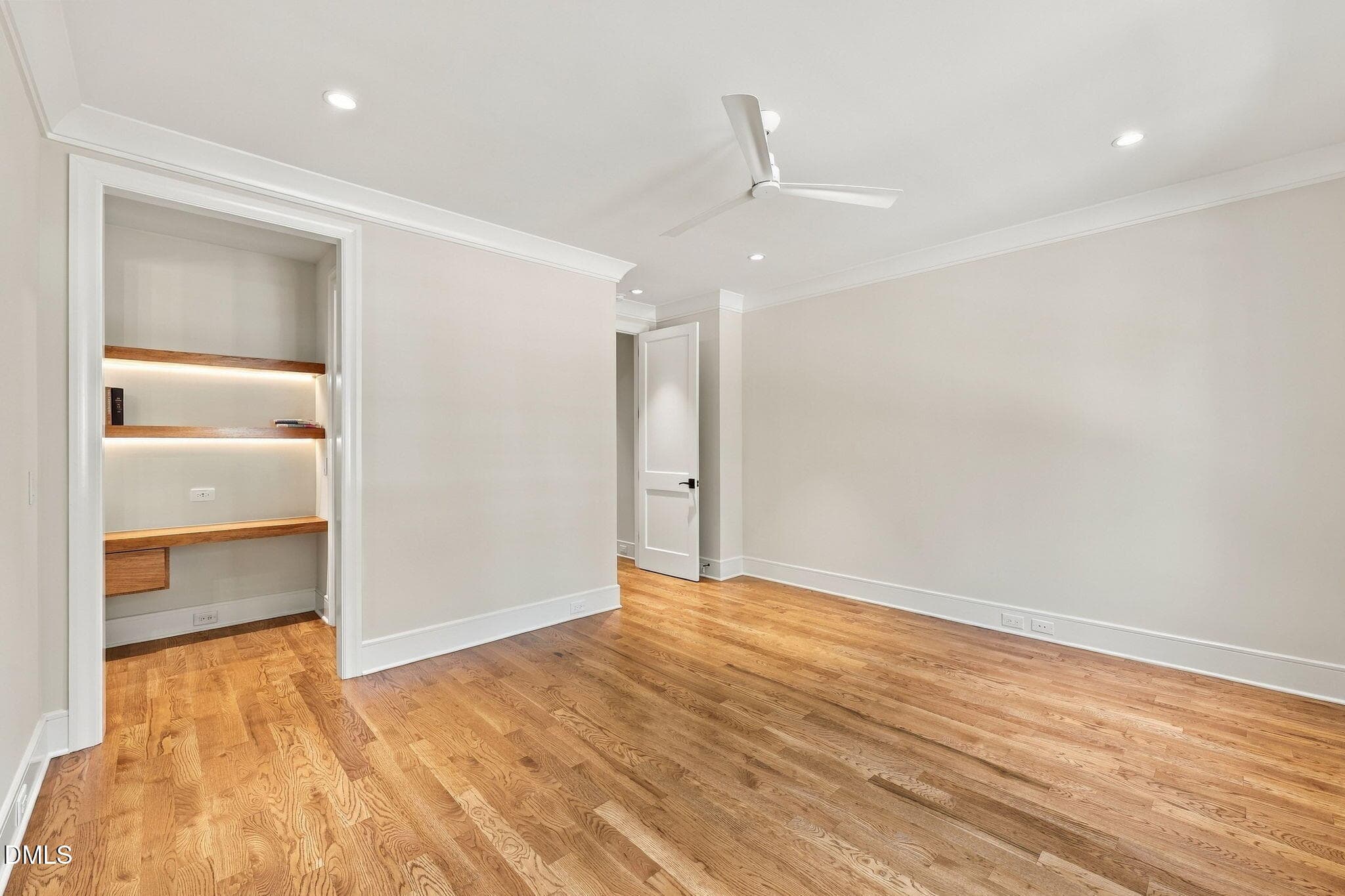 80-web-or-mls-IMG_8916 - 805 Burke Street, Raleigh, NC 27609, Raleigh