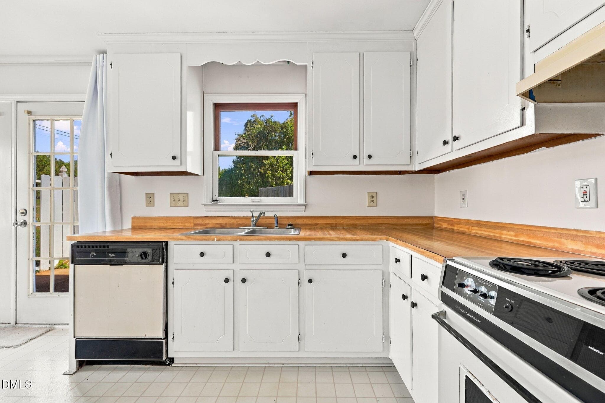 kitchen 3a - 1812 Orange Grove Road 101, Hillsborough, NC 27278, Hillsborough