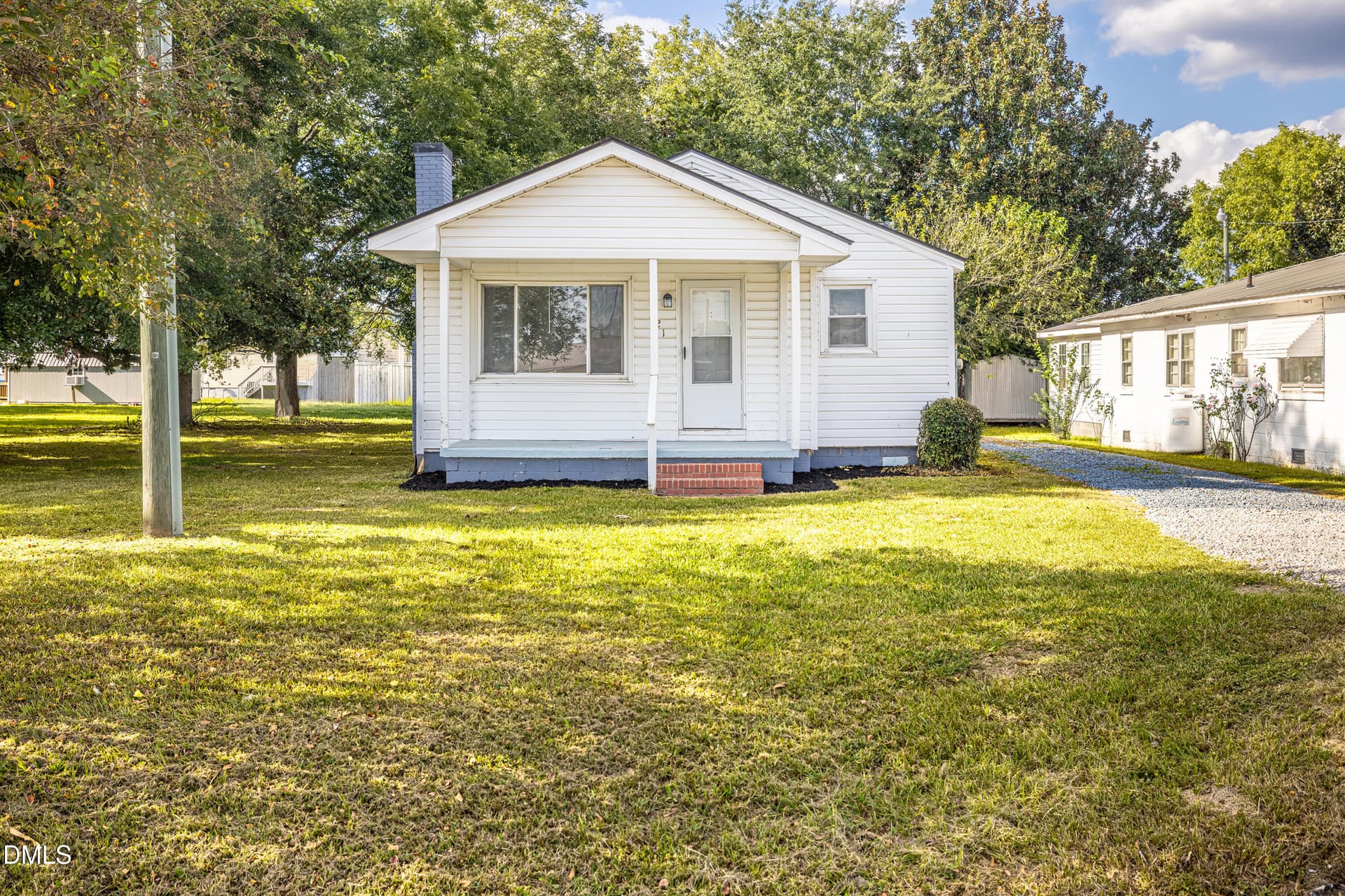 321 Martin Luther King Jr Boulevard, Clinton, NC 28328