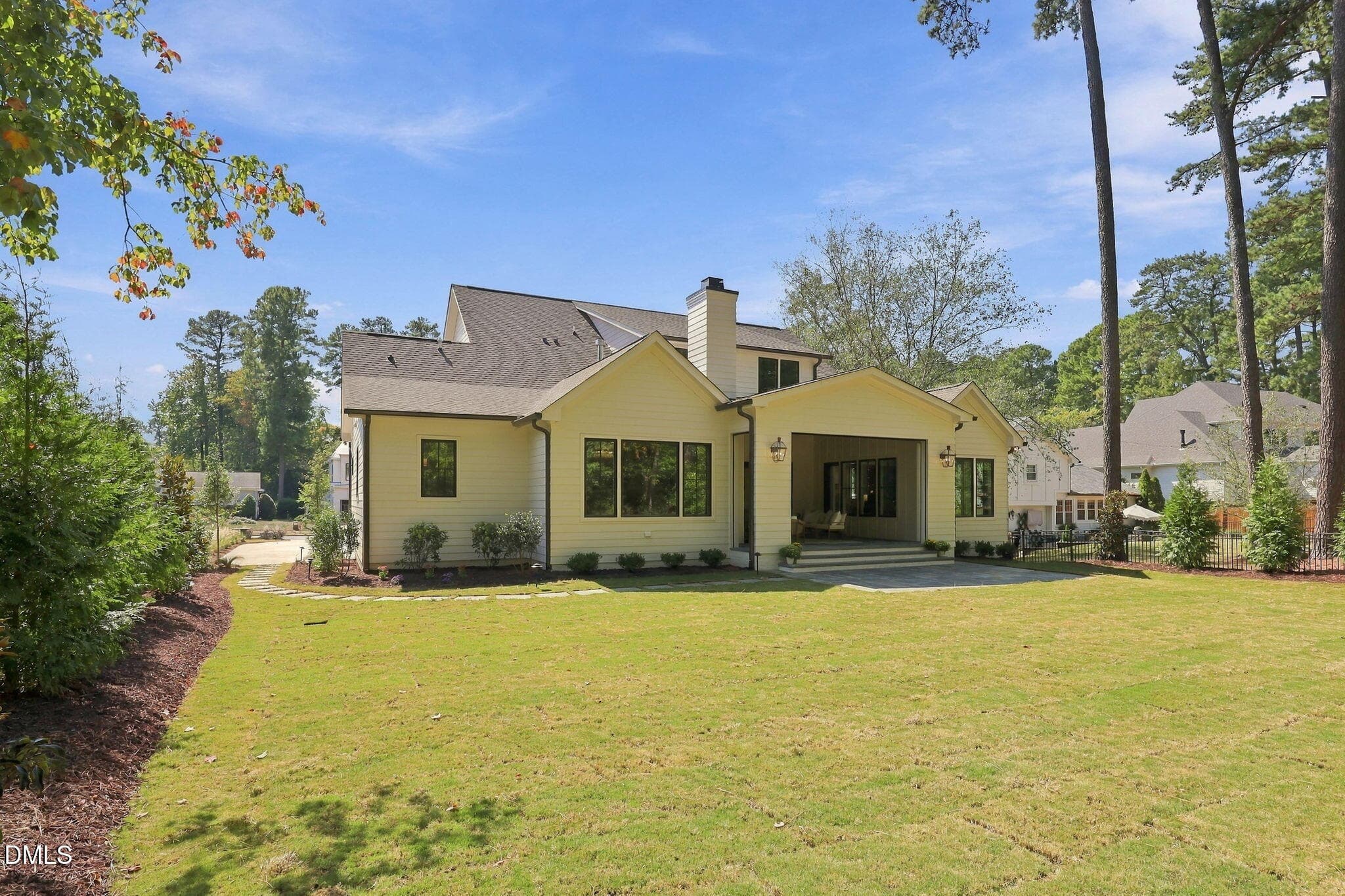 69-web-or-mls-IMG_7812_1 - 7508 Grist Mill Road, Raleigh, NC 27615