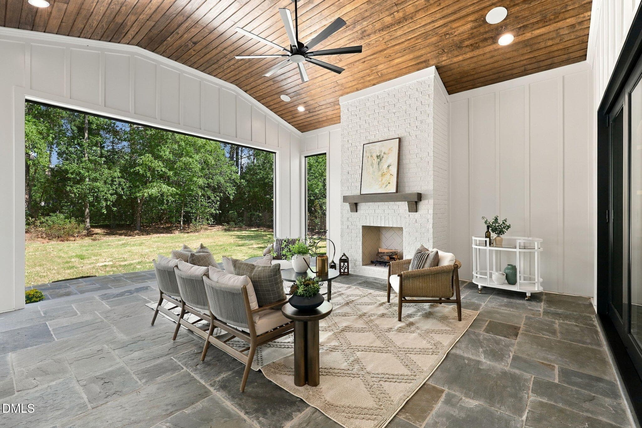 75-web-or-mls-IMG_7829 - 7508 Grist Mill Road, Raleigh, NC 27615