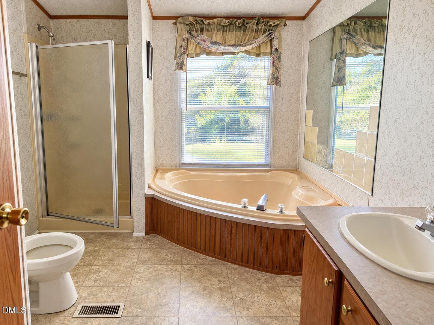 39E86DBE-0BEA-4A7D-8C04-BC020E46DA48 - 308 Blacks Road, Macon, NC 27551