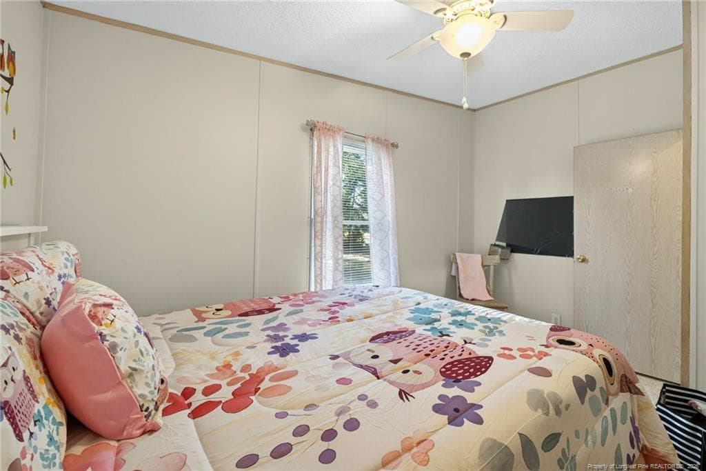 Photo 35 - 1744 Sampson Acres Drive, Clinton, NC 28328
