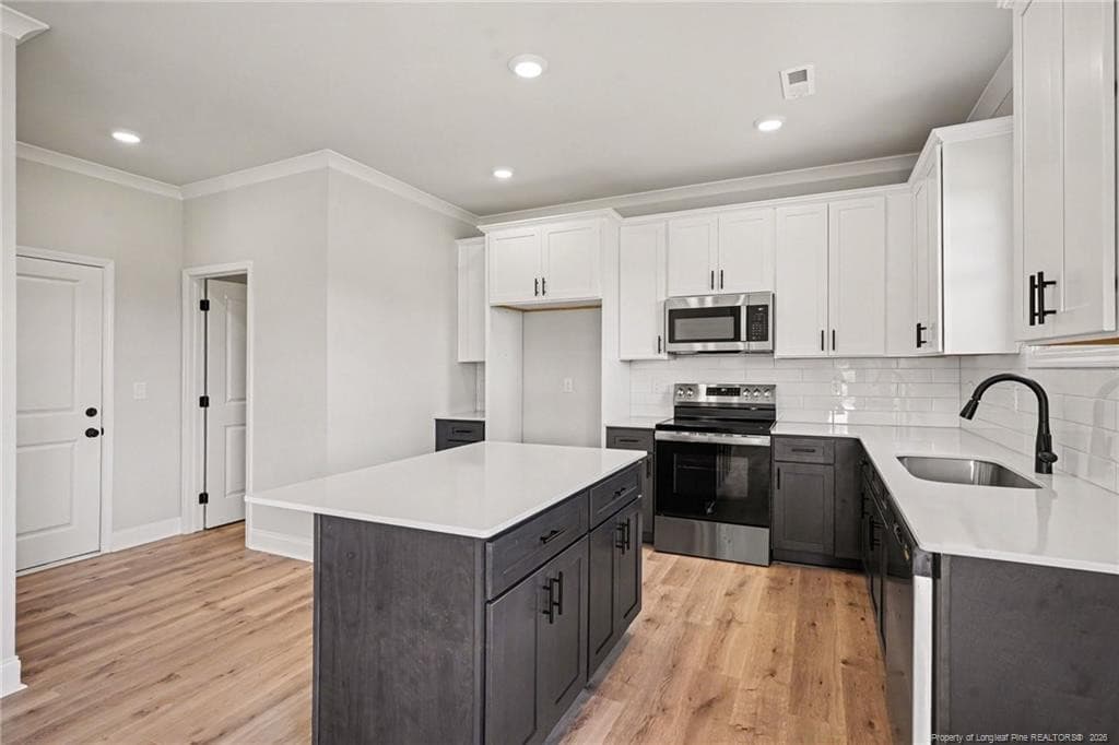 Photo 10 - 20 Evelene Way, Clinton, NC 28328