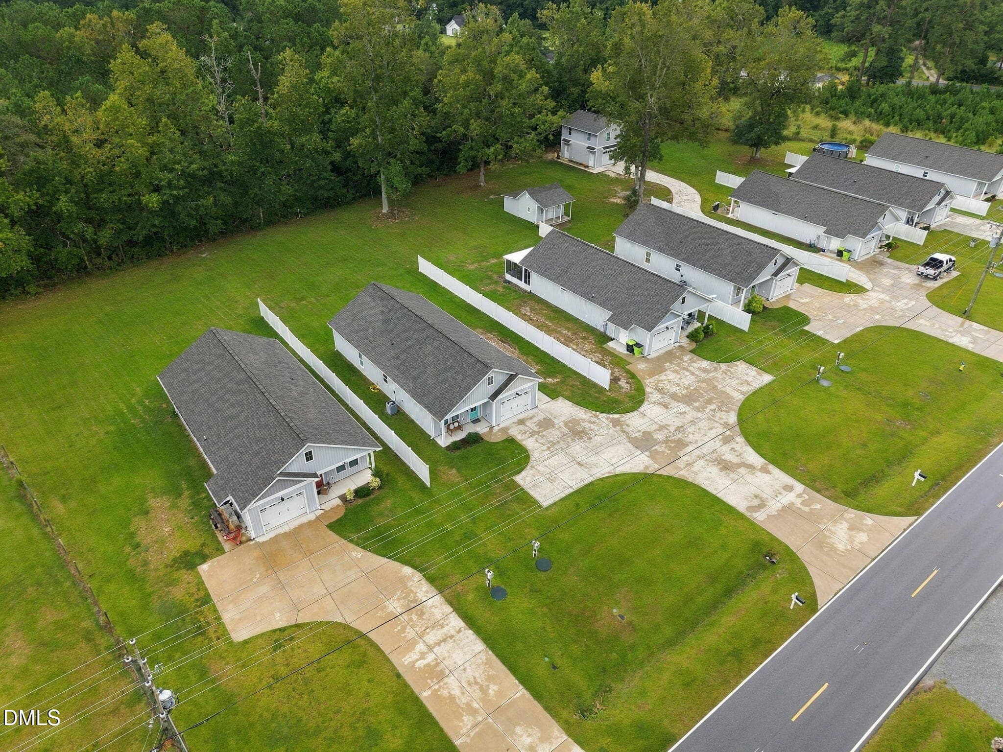 10-web-or-mls-DJI_20260922140110_0031_D - 174 Norris Road, Swansboro, NC 28584