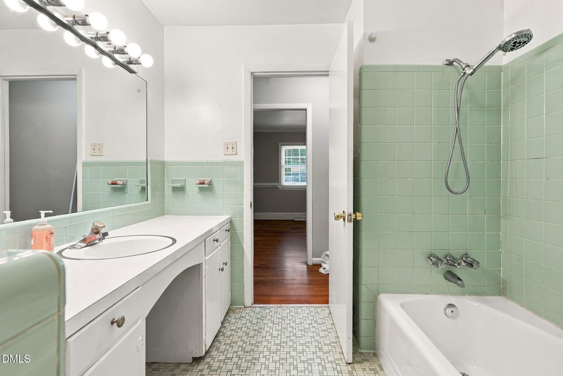 544 North Dunn Street-38 - 544 N Dunn Street, Angier, NC 27501