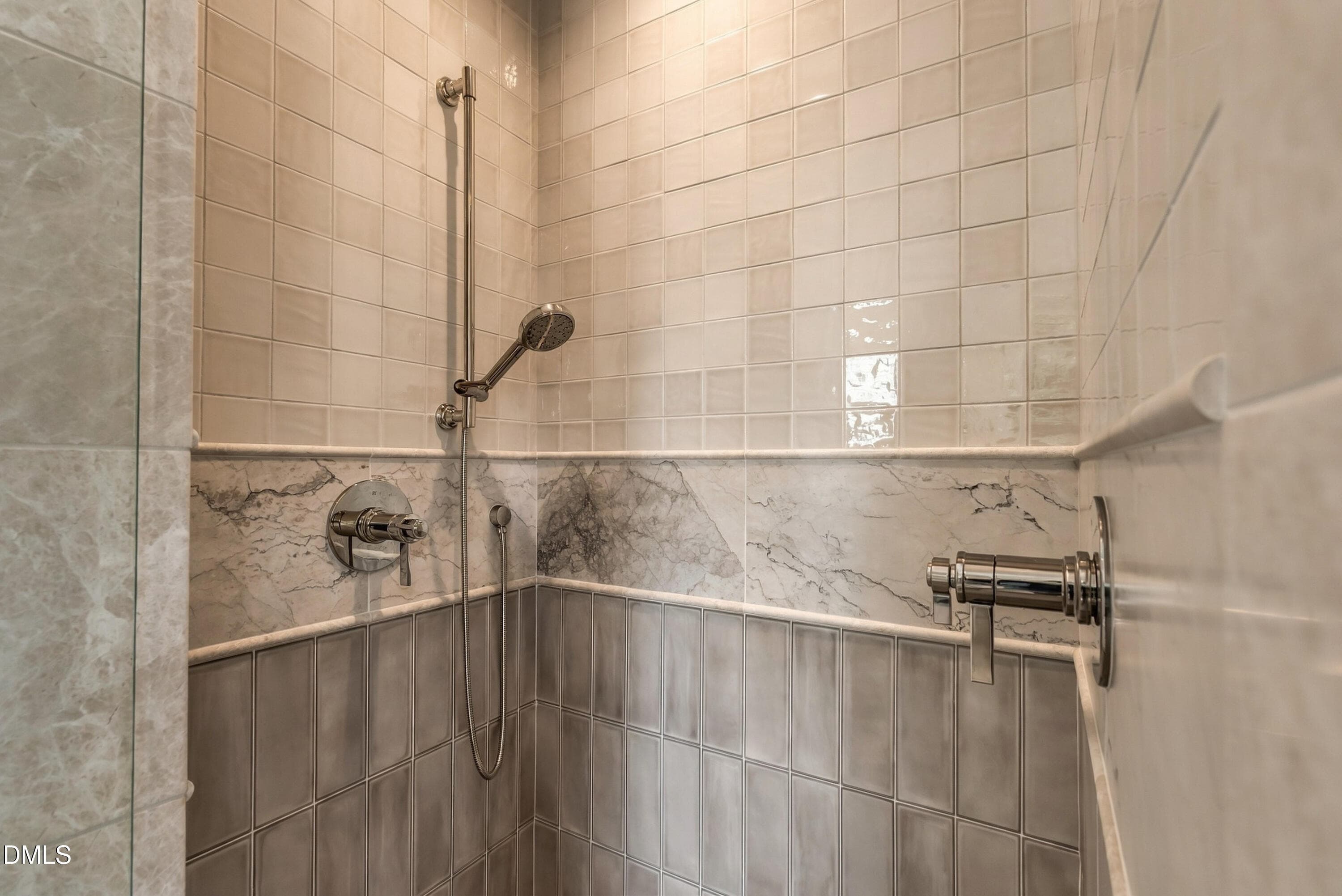 Primary Shower - 205 Park Avenue, Raleigh, NC 27605