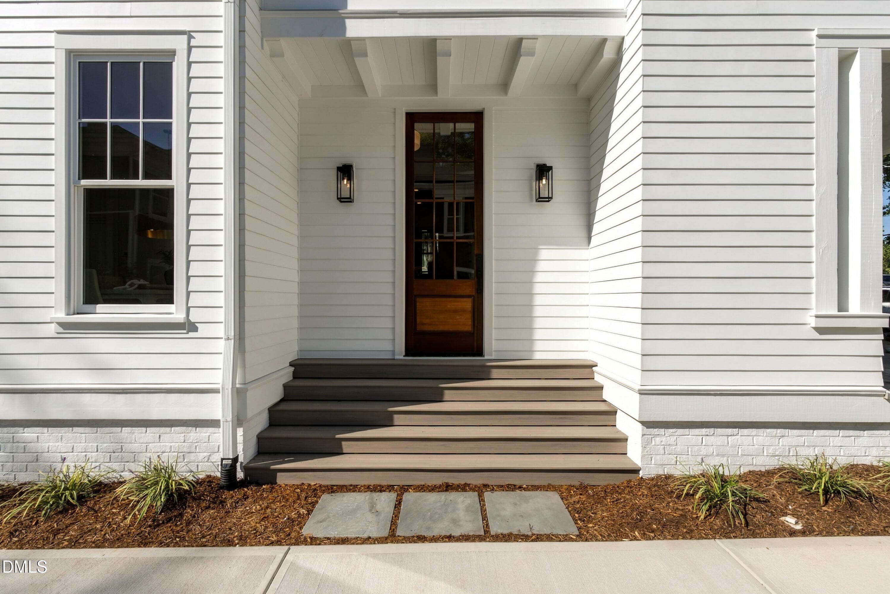 Owners Entry - 205 Park Avenue, Raleigh, NC 27605