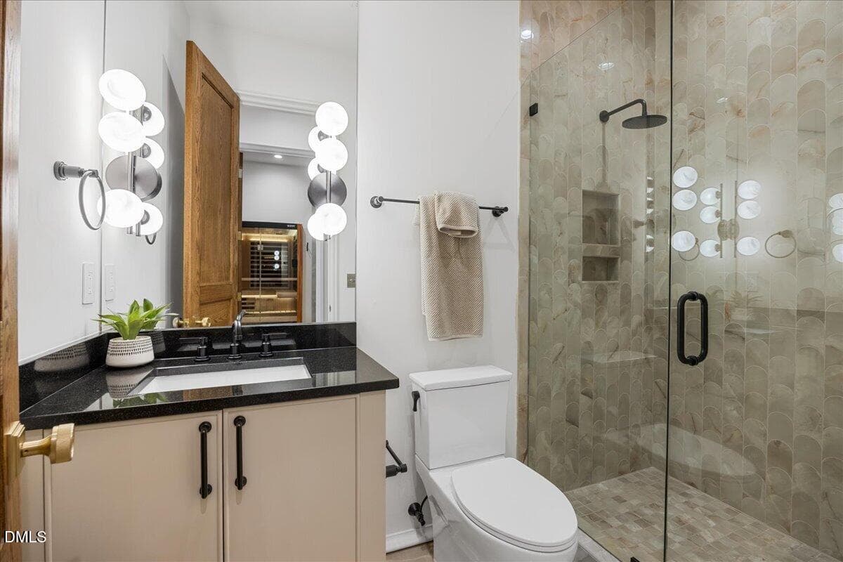 091-2A1A2150 - 1610 Brooks Avenue, Raleigh, NC 27607