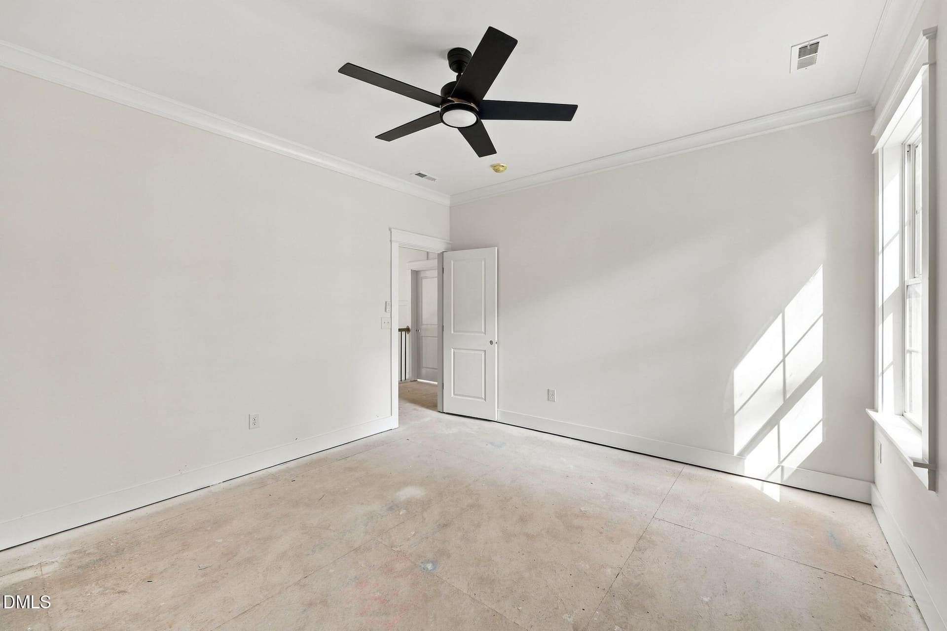 47-web-or-mls-IMG_9356 - 7300 Valleycross Circle, Raleigh, NC 27615