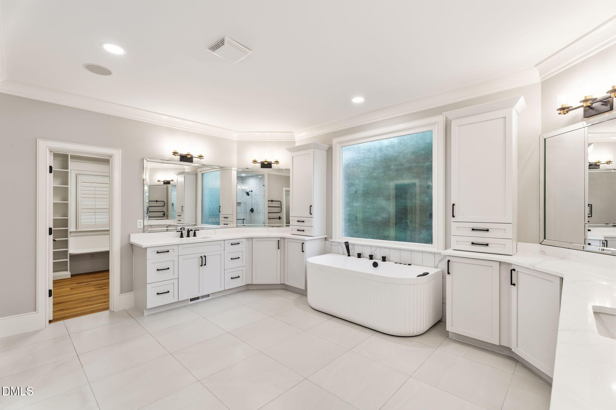 42-web-or-mls-DSC01028 - 8900 Barleymoor Drive, Raleigh, NC 27615, Raleigh