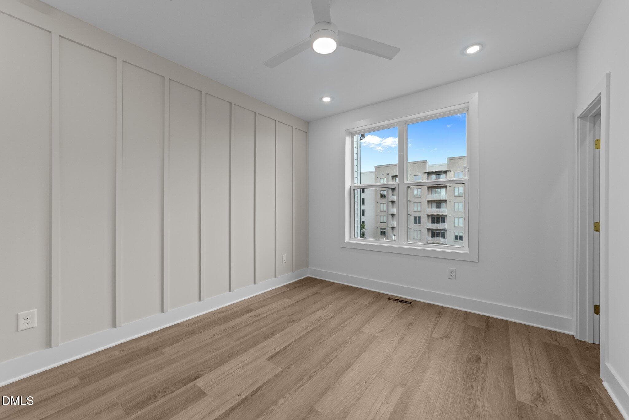 28-web-or-mls-3D5A1703 - 710 W North Street 102, Raleigh, NC 27603