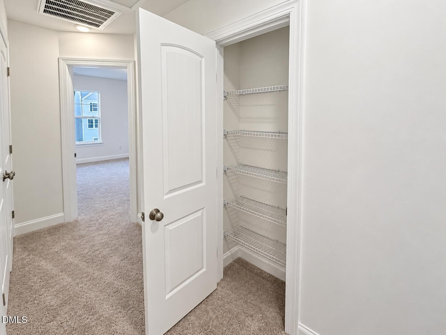 Hallway Linen - 538 Traditions Grande Boulevard, Wake Forest, NC 27587