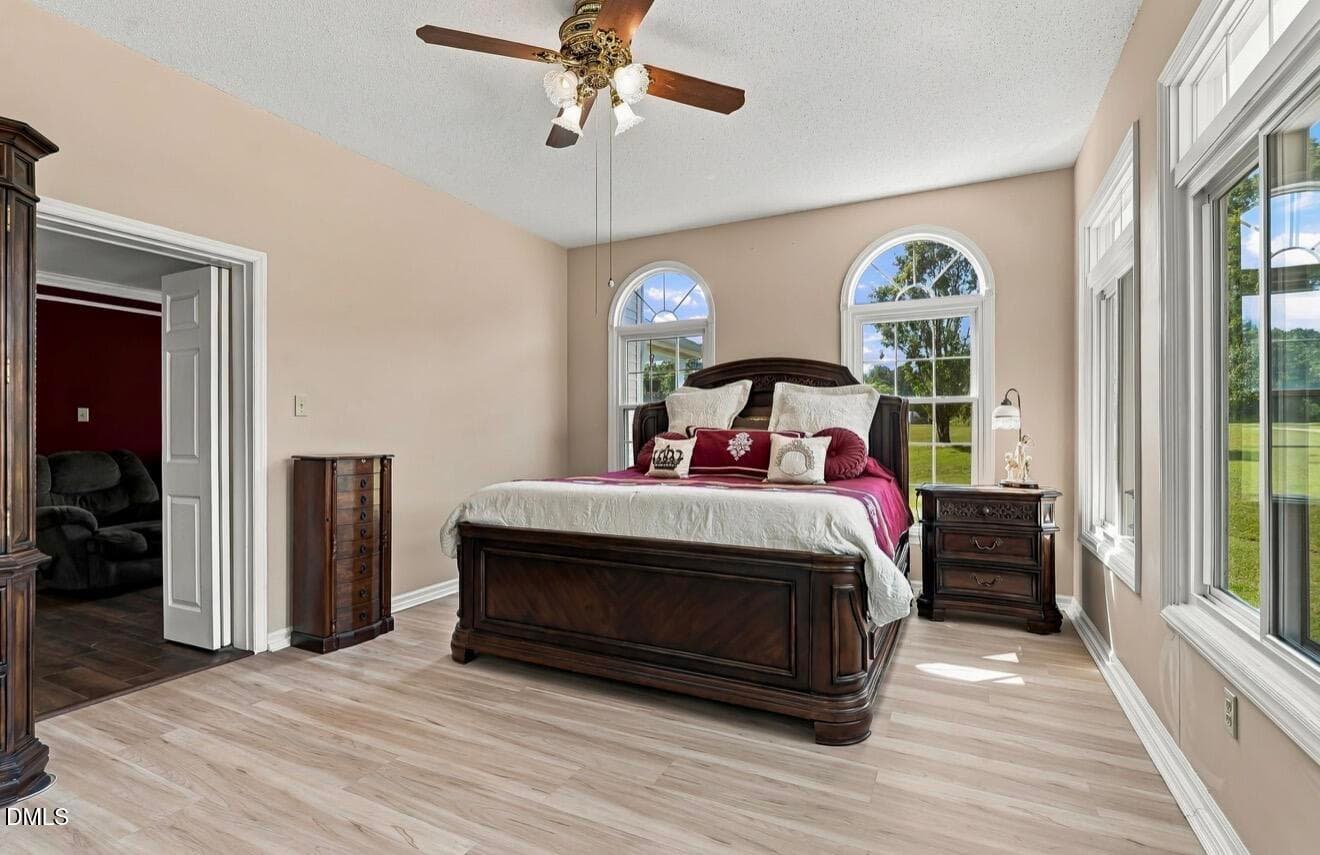 Sunroom - 2050 Nc-96, Franklinton, NC 27525, Franklinton