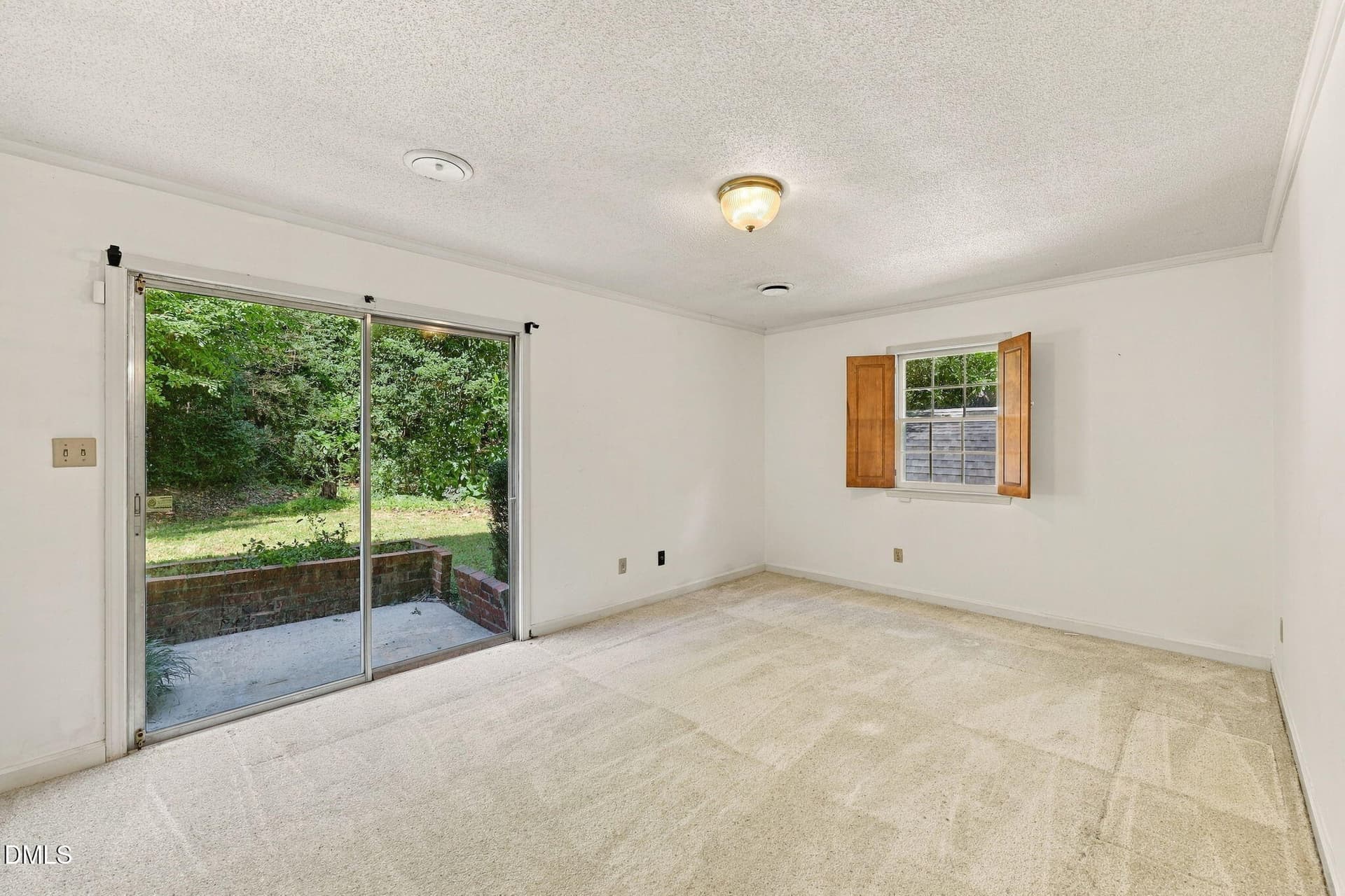 35-web-or-mls-IMG_9162 - 6102 Castlebrook Drive, Raleigh, NC 27604