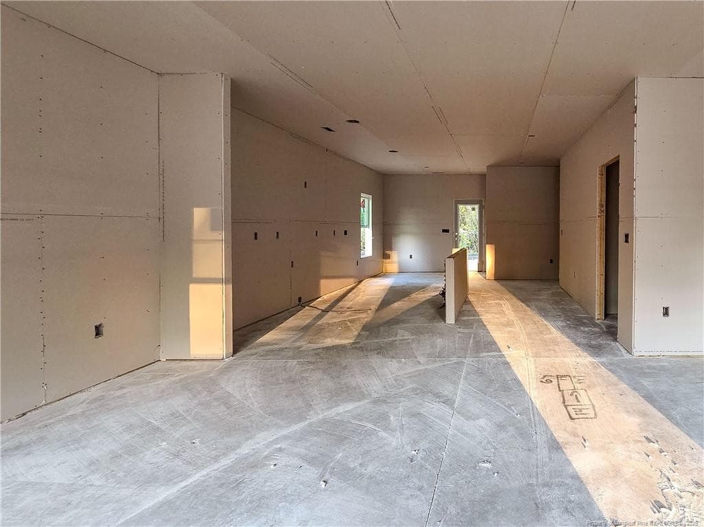 Photo 3 - 942 Stevens Street, Raeford, NC 28376