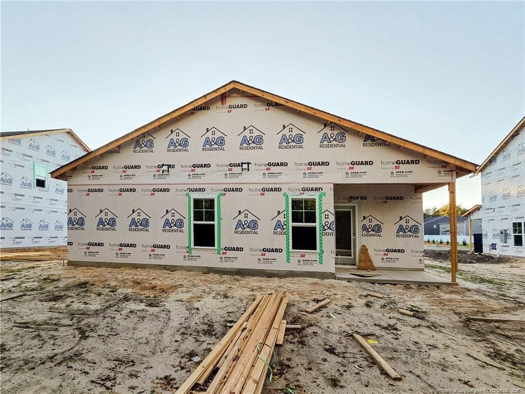 Photo 4 - 942 Stevens Street, Raeford, NC 28376