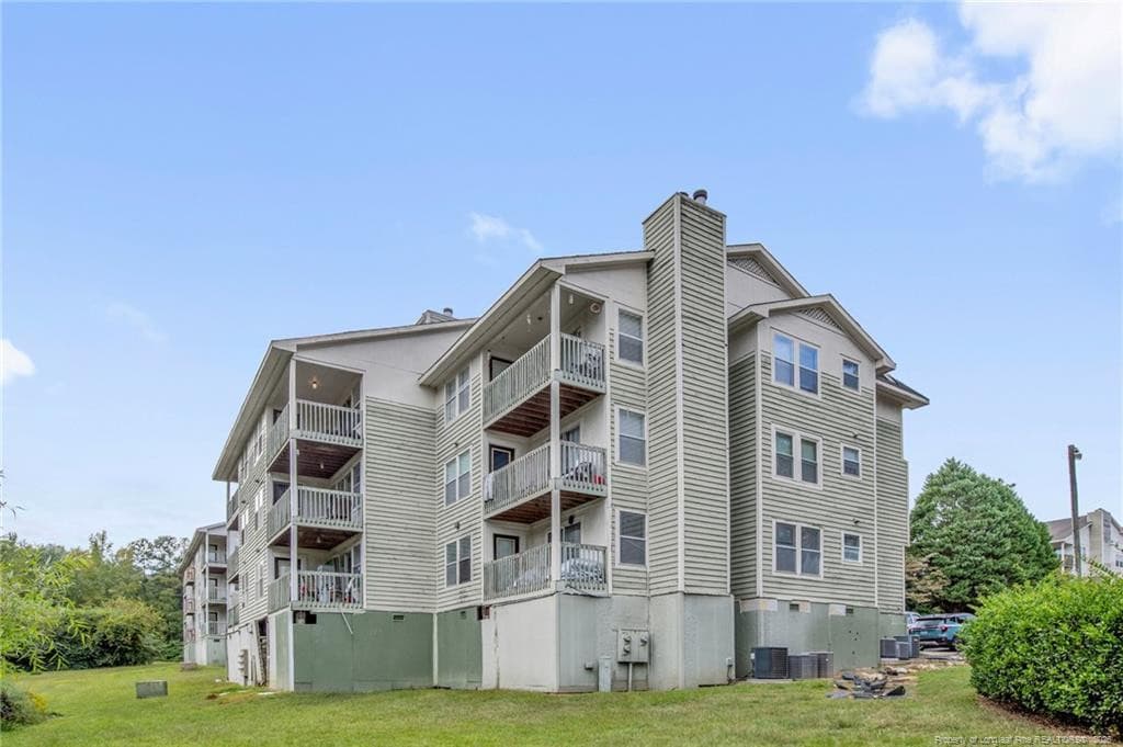 Photo 25 - 946 Stewarts Creek Drive 8, Fayetteville, NC 28314, Fayetteville