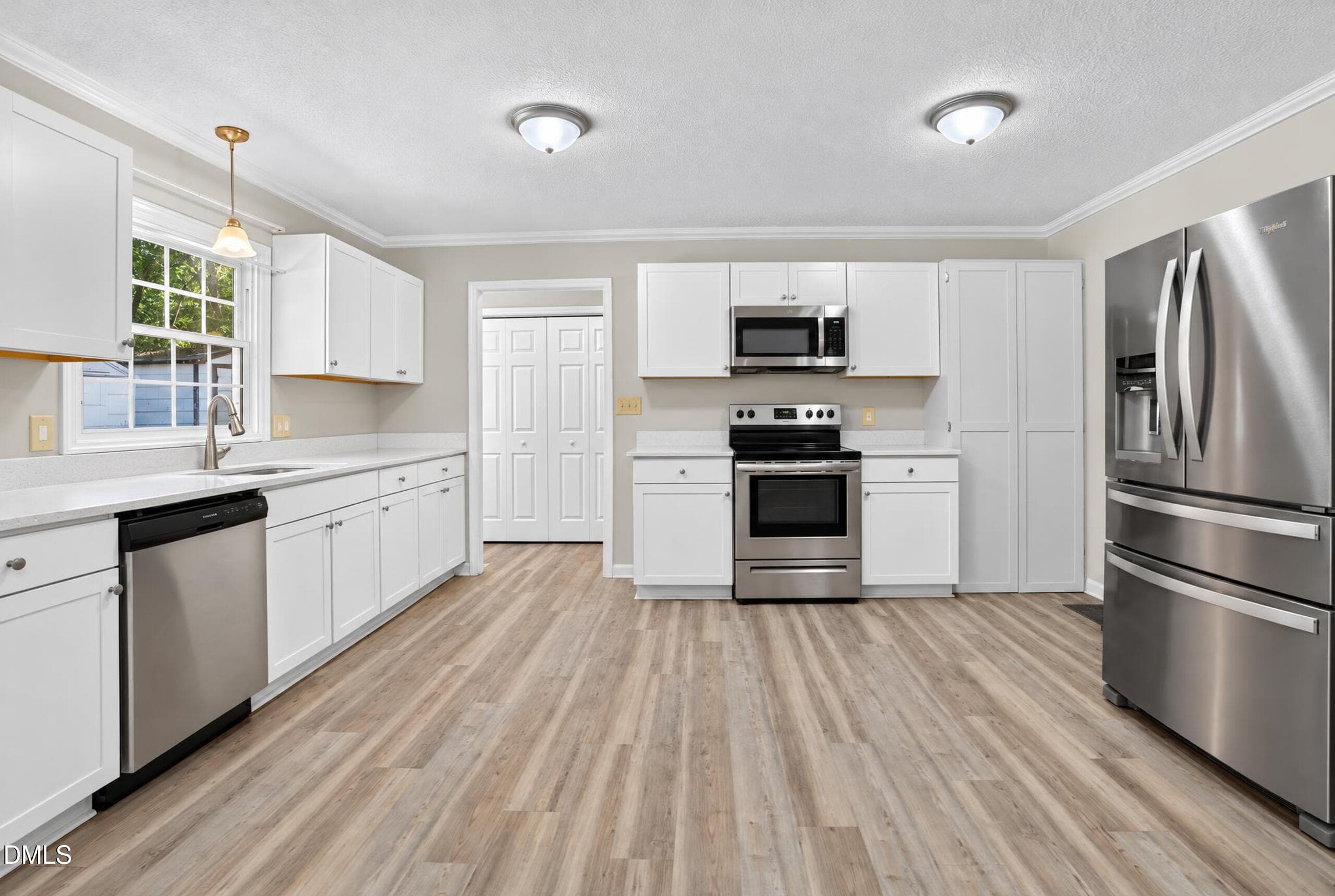 072_DSC08757 - 1802 N Chatham Avenue, Siler City, NC 27344, Siler City
