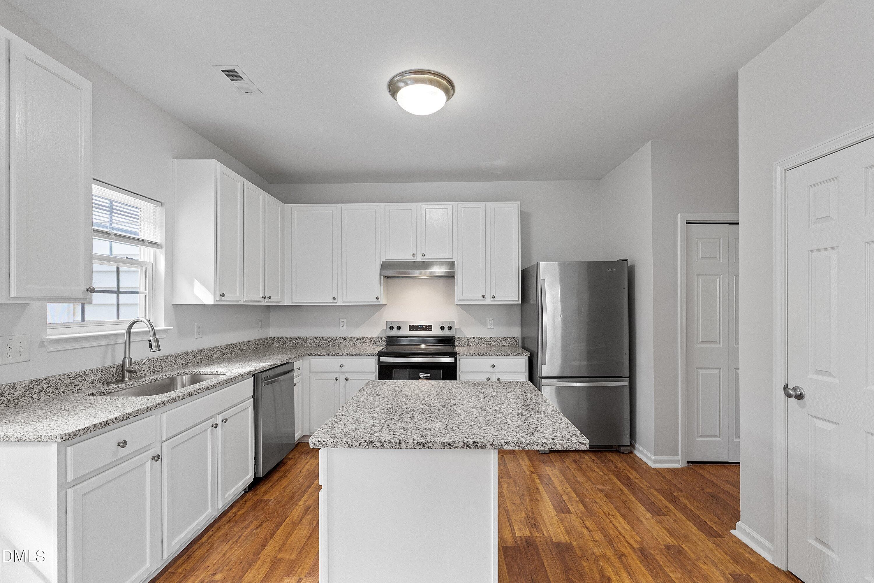 13-204 Cline Falls Dr_5595 - 204 Cline Falls Drive, Holly Springs, NC 27540, Holly Springs