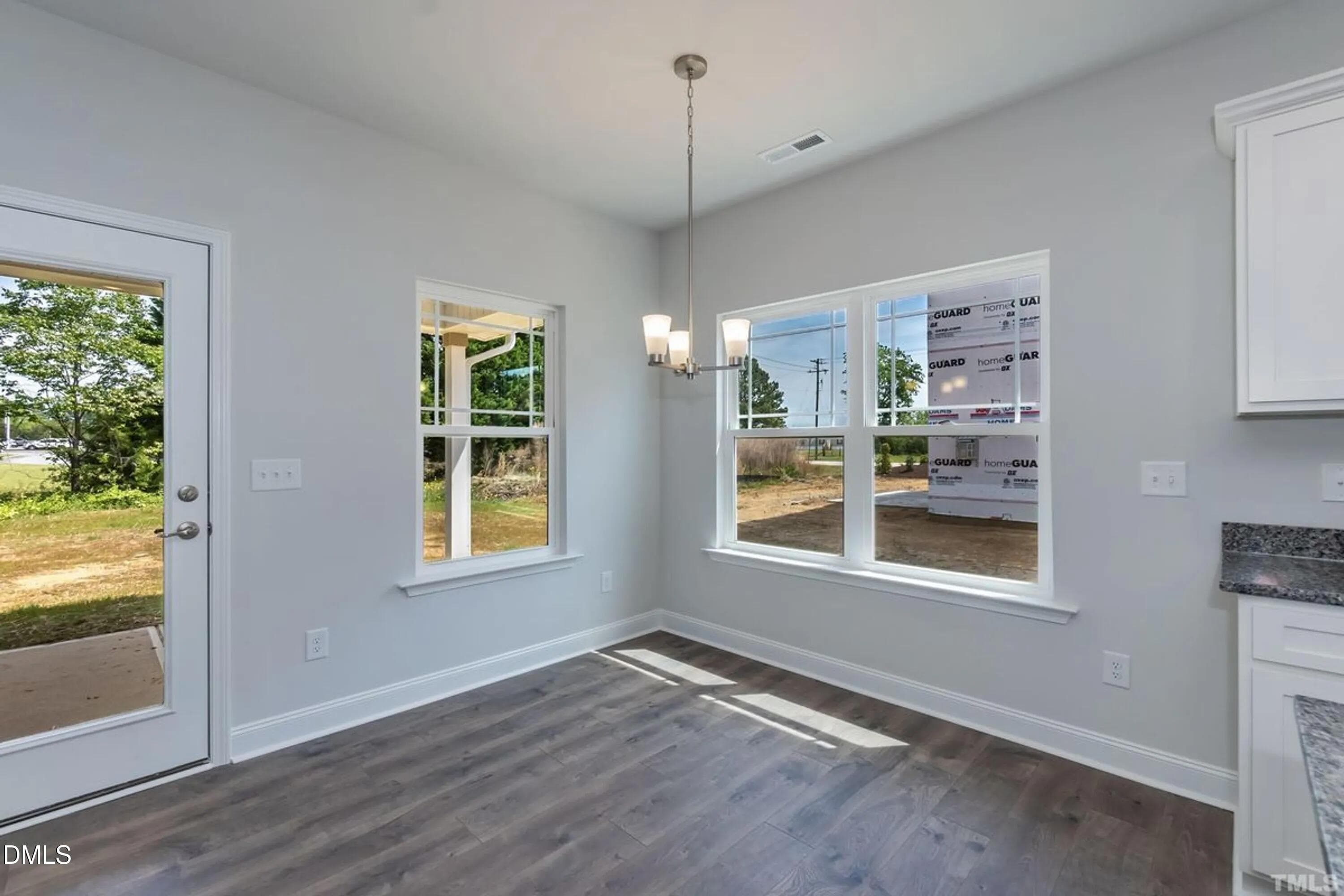 Eat-In Kitchen Nook 1522 Plan 4 - 123 White Bark Avenue 18, Rocky Mount, NC 27804