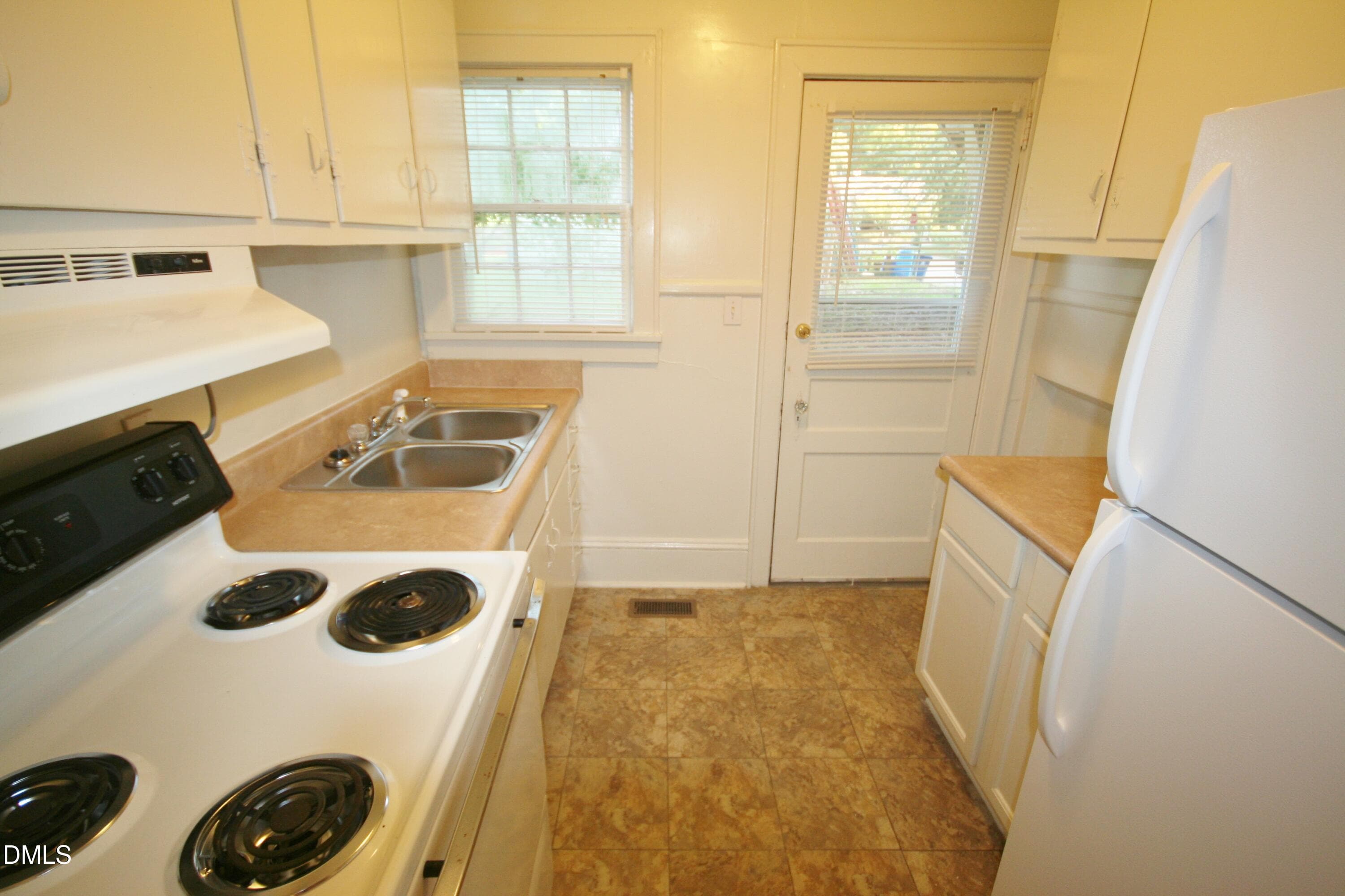 C- Kitchen - 1009 Golf Street, Durham, NC 27705, Durham