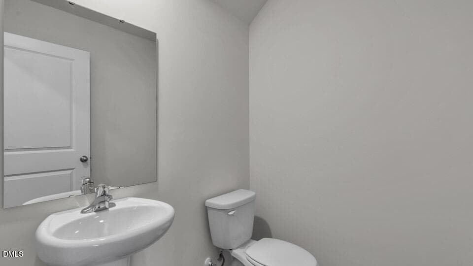 POWDER ROOM - 24 Bee Garden Court, Angier, NC 27501, Angier