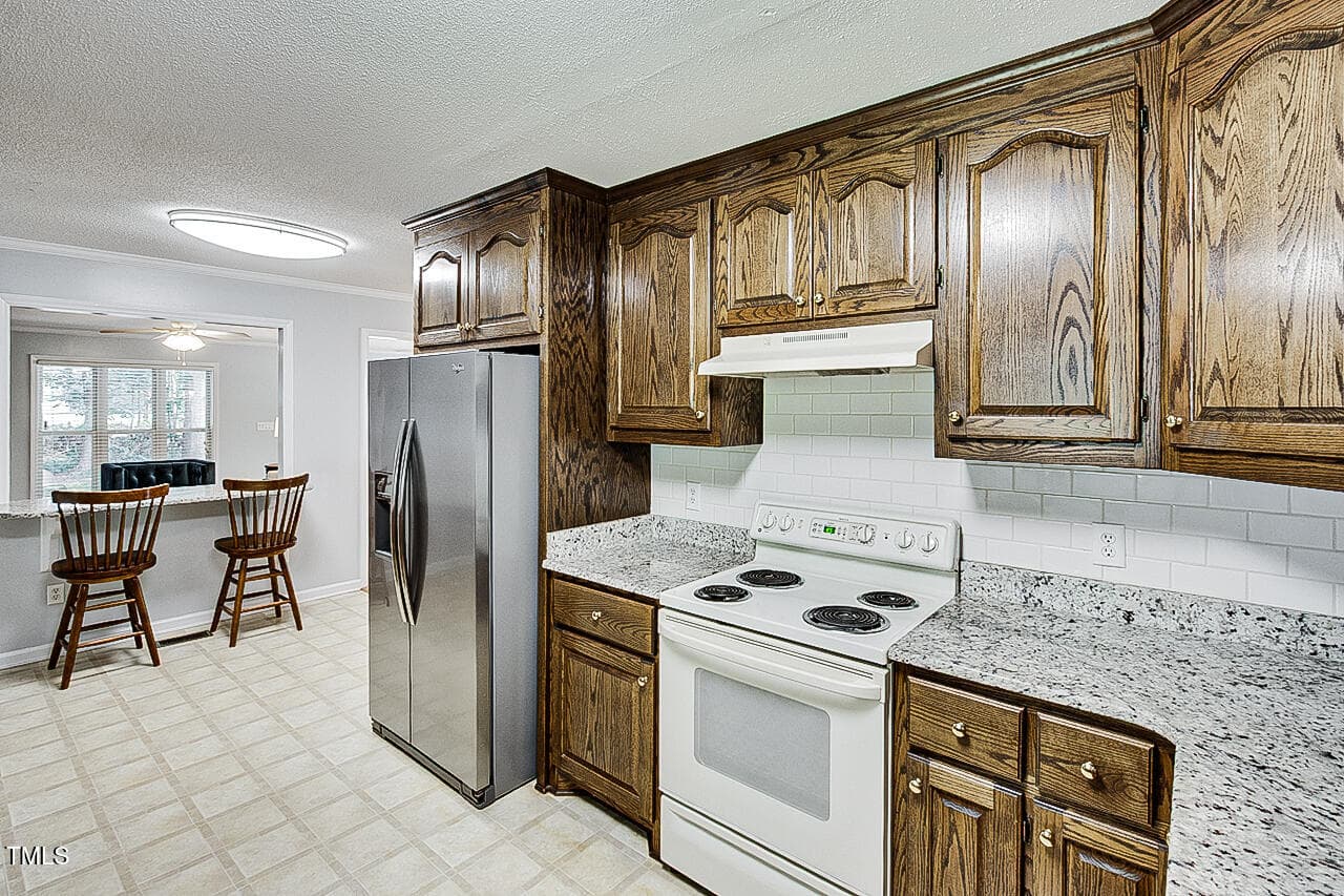 Kitchen - 835 Pearleman Teague Road, Siler City, NC 27344, Siler City
