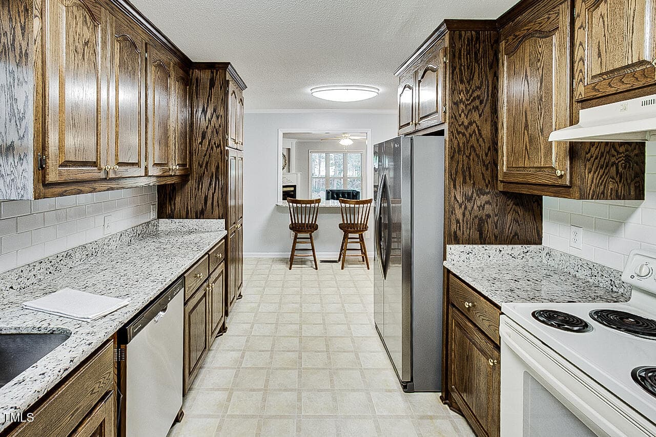 Kitchen - 835 Pearleman Teague Road, Siler City, NC 27344, Siler City