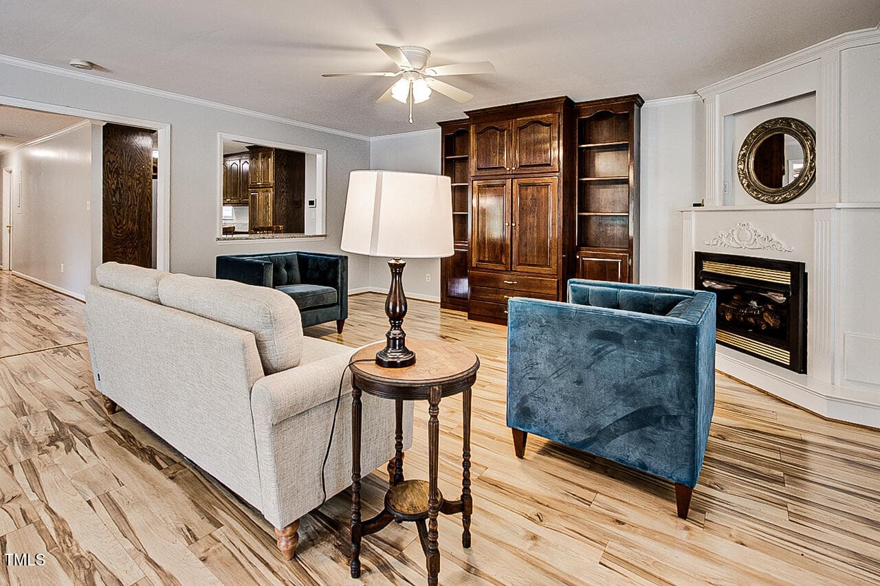 Family Room - 835 Pearleman Teague Road, Siler City, NC 27344, Siler City