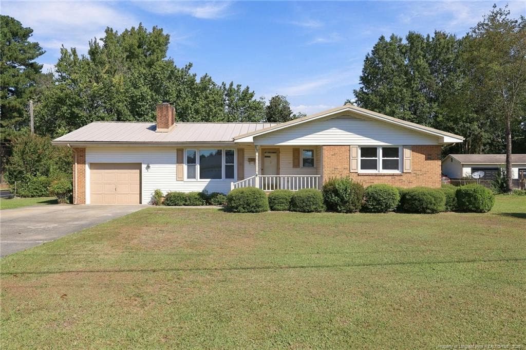 100 E C Street, Erwin, NC 28339