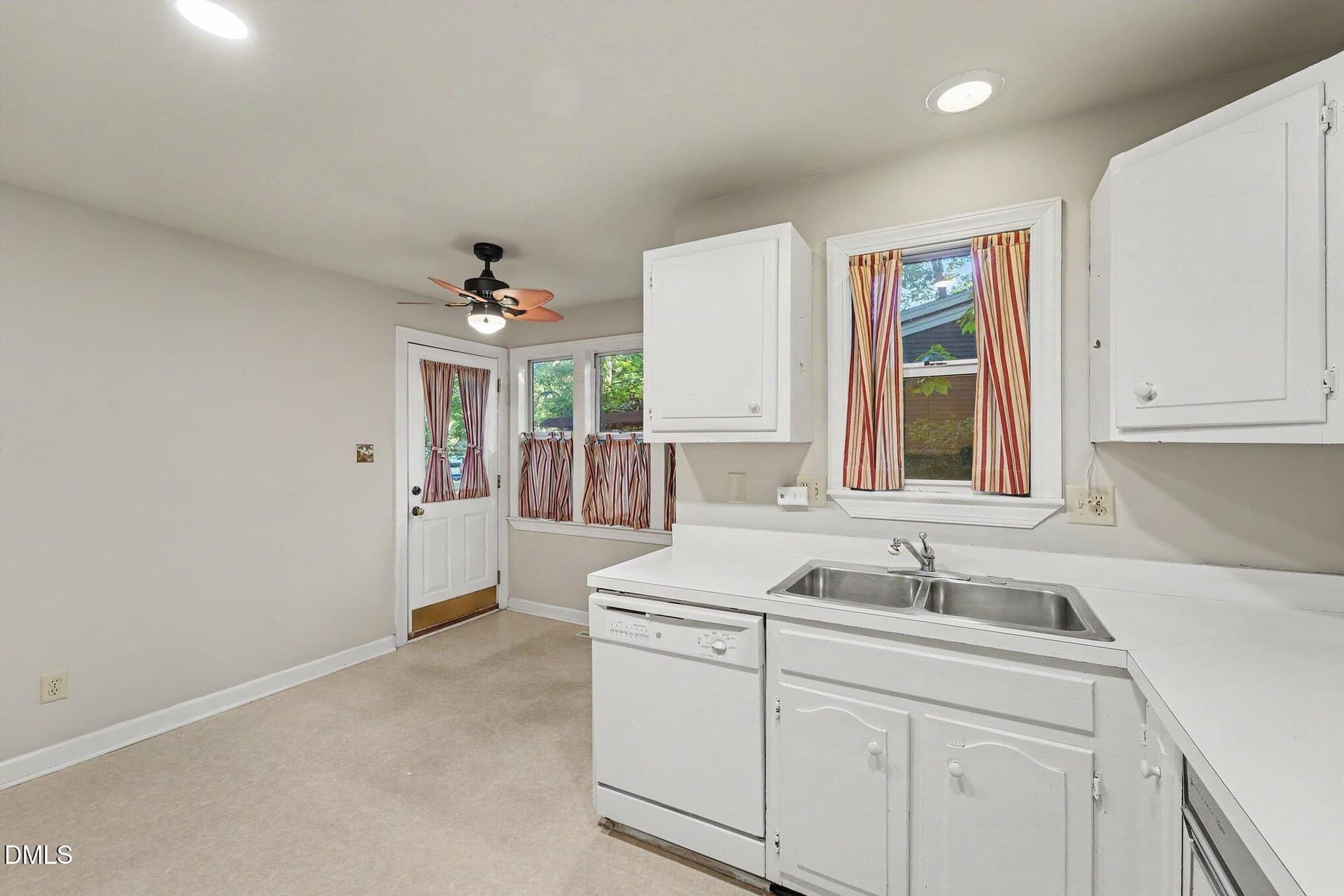 Kitchen - 5830 Sentinel Drive, Raleigh, NC 27609