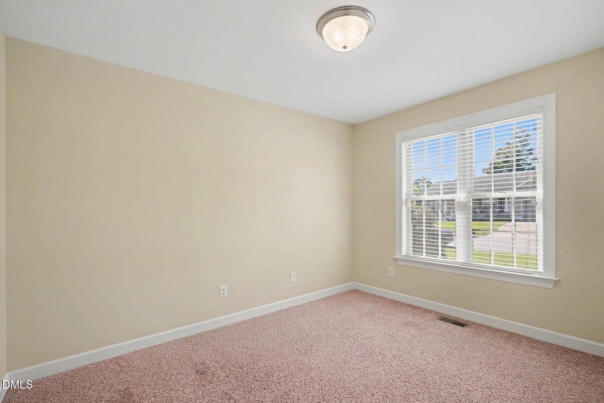 025_file_3534 - 121 Hunterwood Place, Benson, NC 27504, Benson