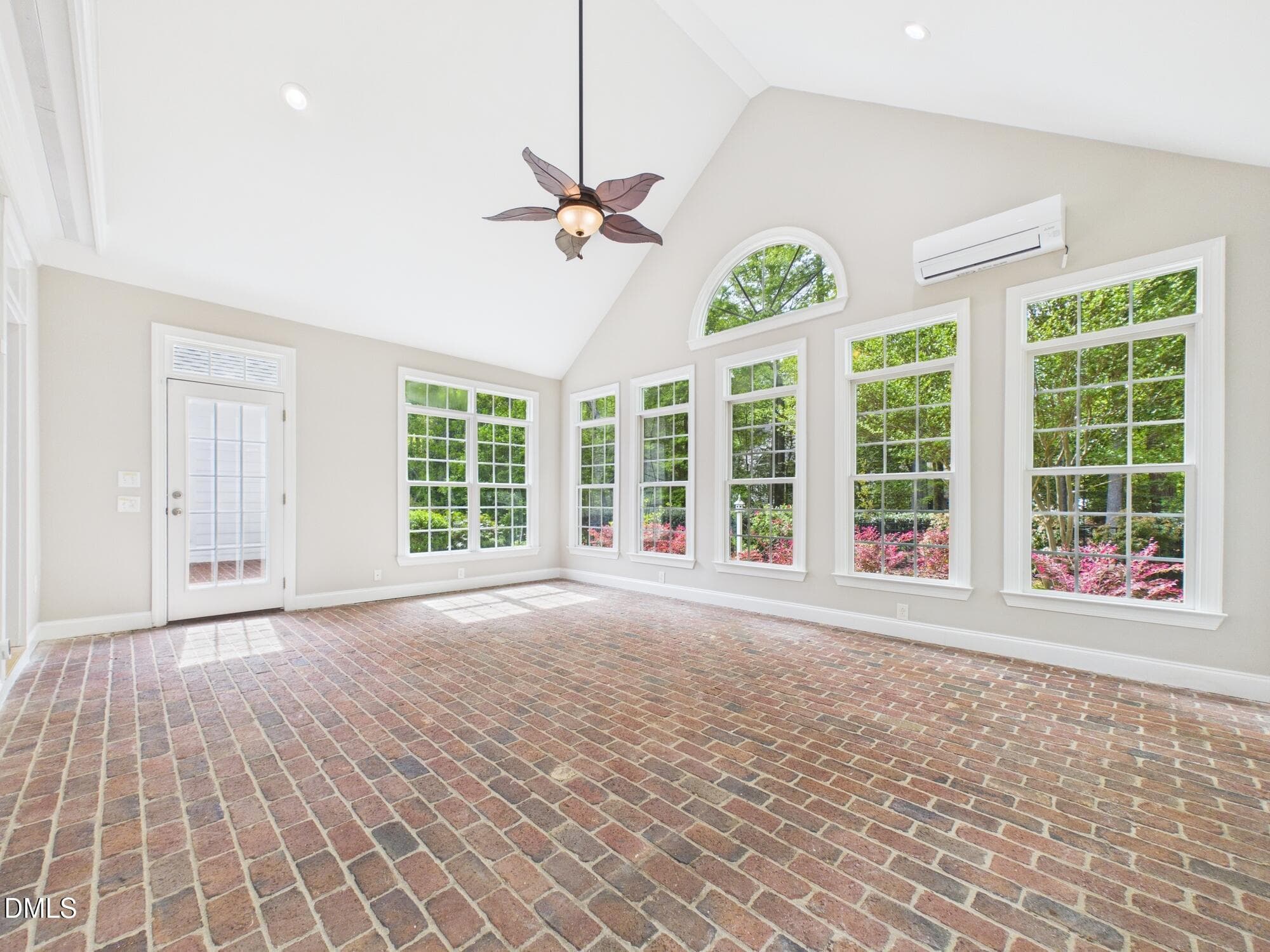CAM06384G6-PR0006-STILL050 - 5404 Turtlehead Court, Holly Springs, NC 27540