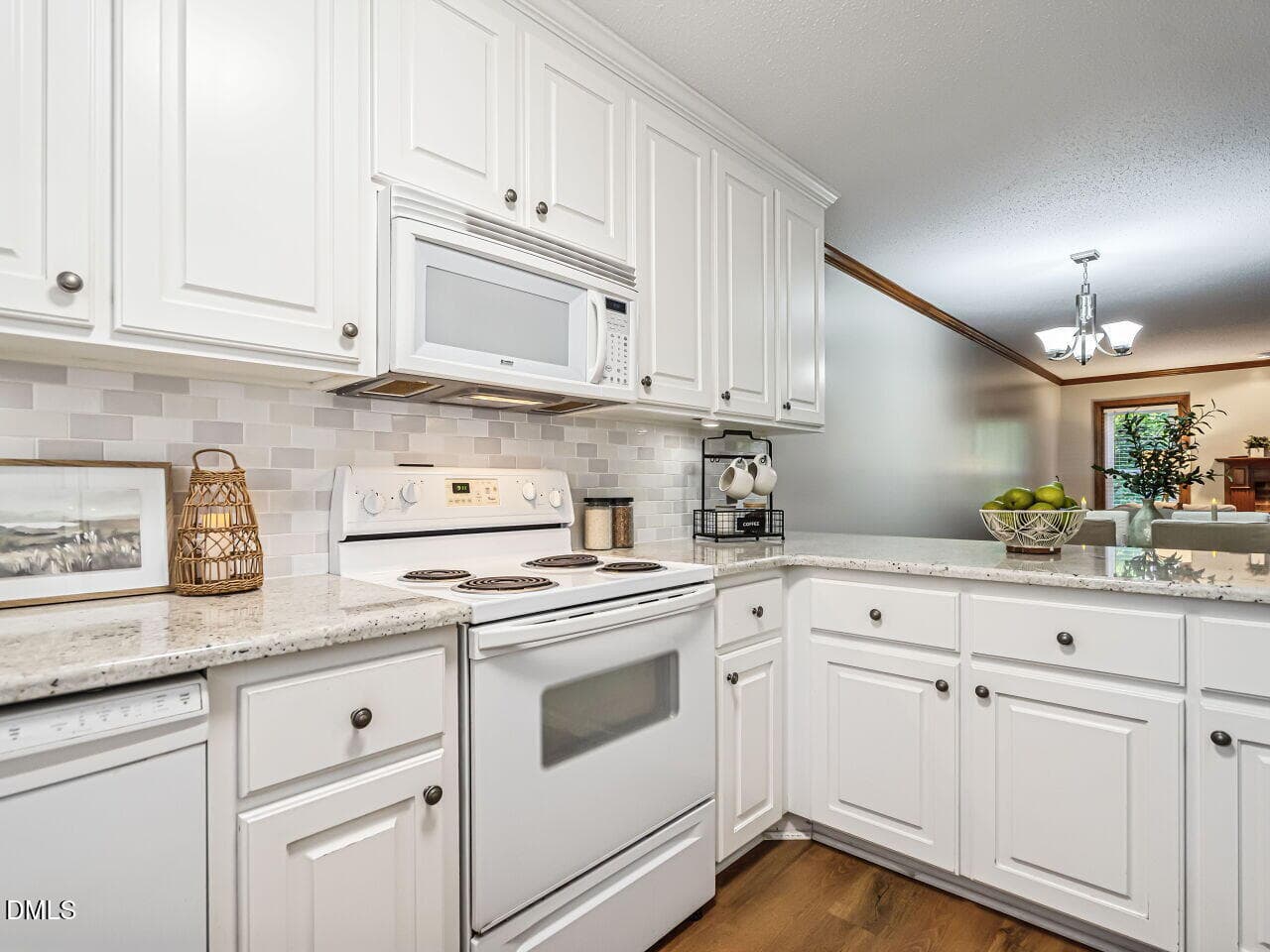012-1280x960-kitchen - 512 Olde Towne Drive, Sanford, NC 27330, Sanford