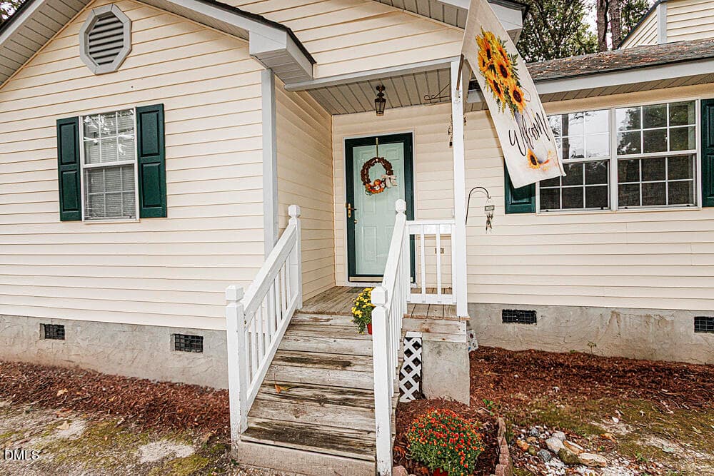Porch - 222 Deer Walk Road, Tarboro, NC 27886, Tarboro