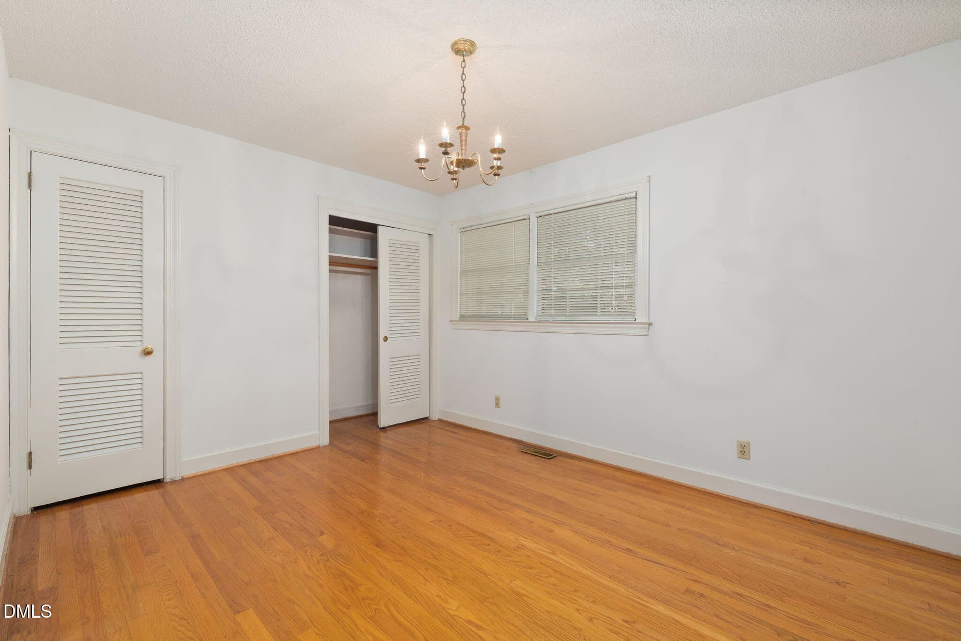 23-web-or-mls-DX3A1544 - 3301 Caldwell Drive, Raleigh, NC 27607
