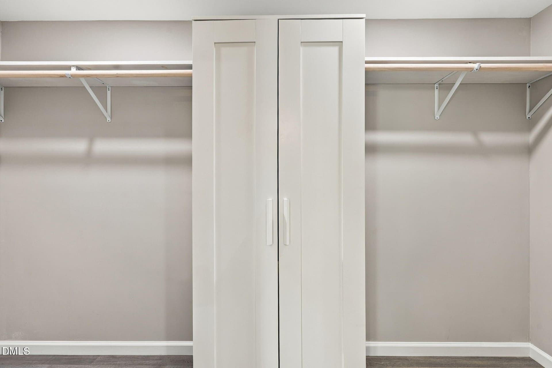 Owners Closet - 150 Summitt Street, Roxboro, NC 27573
