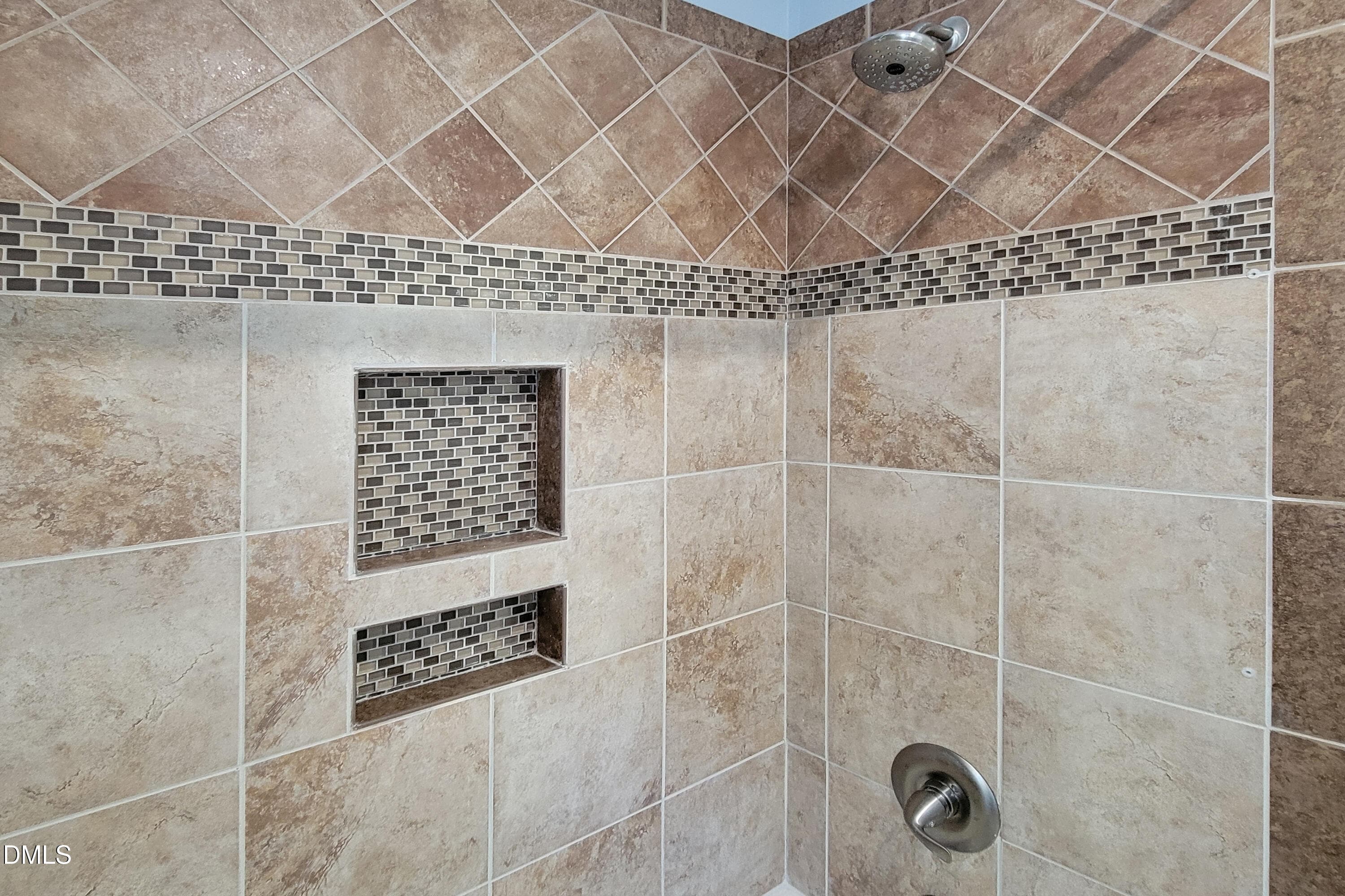 Second Floor Hall Bath - 4109 Millyork Court, Apex, NC 27539