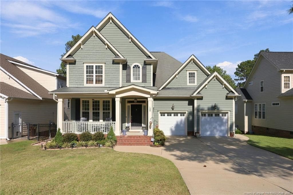 188 Lamplighter Way, Spring Lake, NC 28390