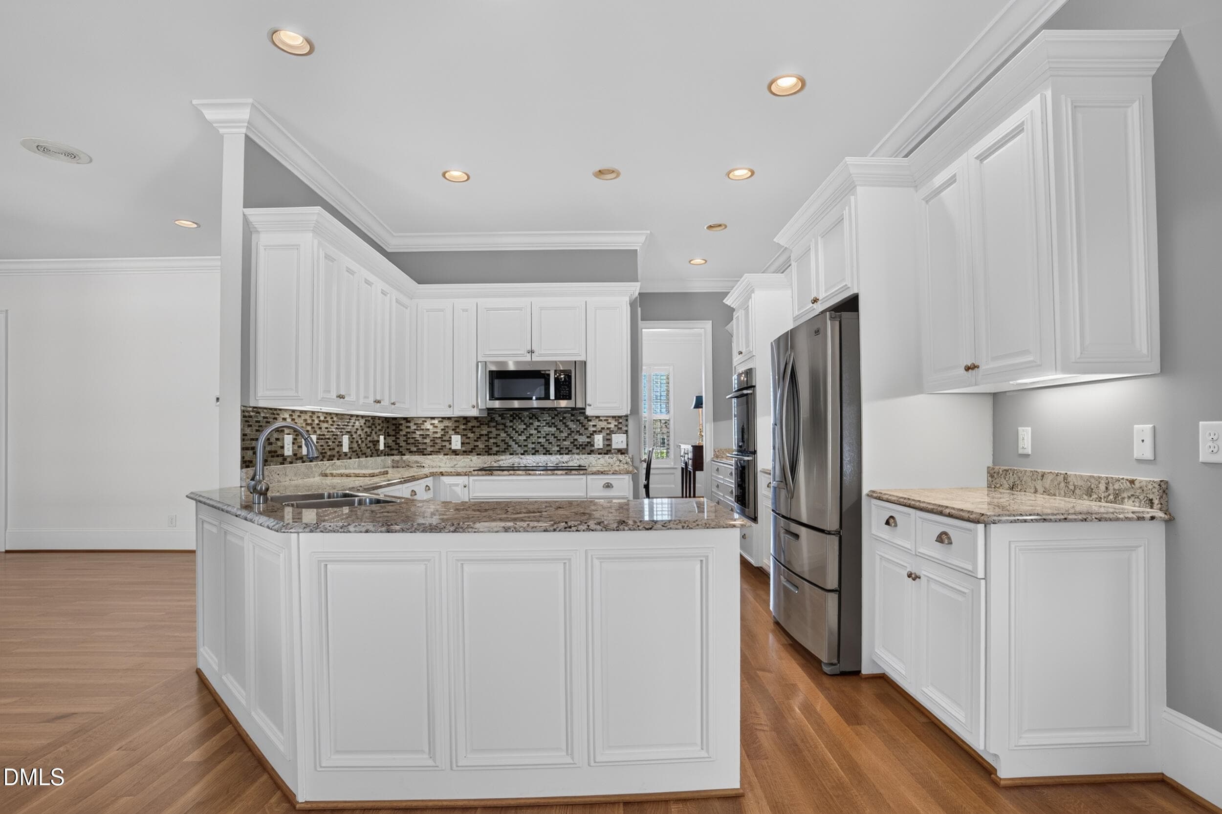 035 - Kitchen Island - 1018 Lochshire Drive, Burlington, NC 27215