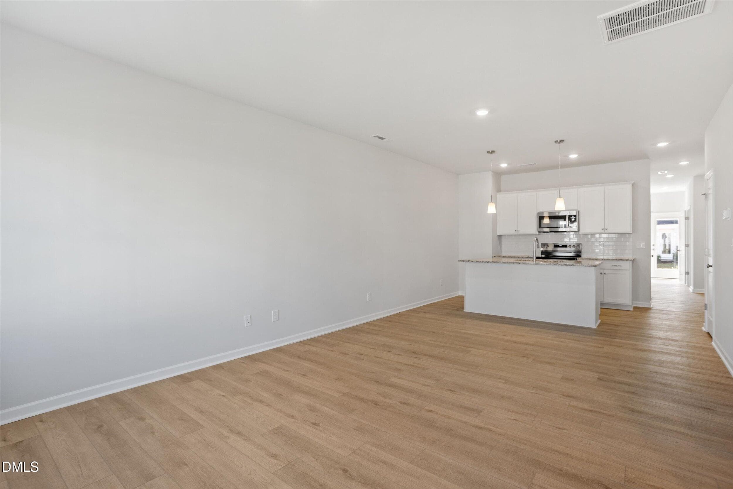 FMWeb06 - 111 Wood Aster Way 301, Garner, NC 27529