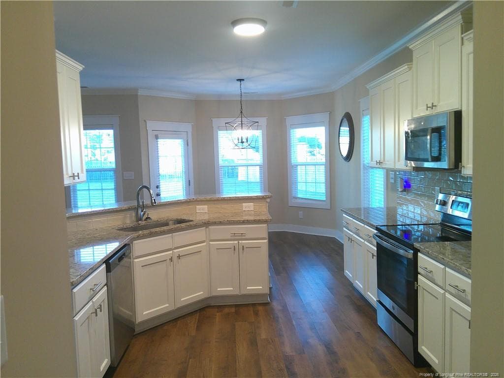Photo 8 - 5205 Thruway Road, Hope Mills, NC 28348, Hope Mills