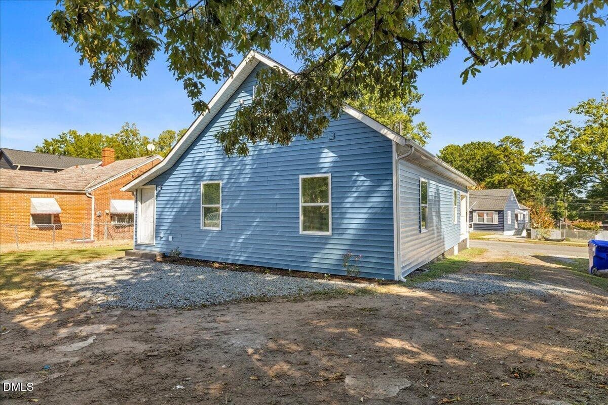 Back of Structure - 911 Alma Street, Durham, NC 27703