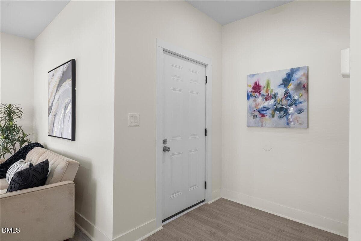 Entrance Foyer - 911 Alma Street, Durham, NC 27703