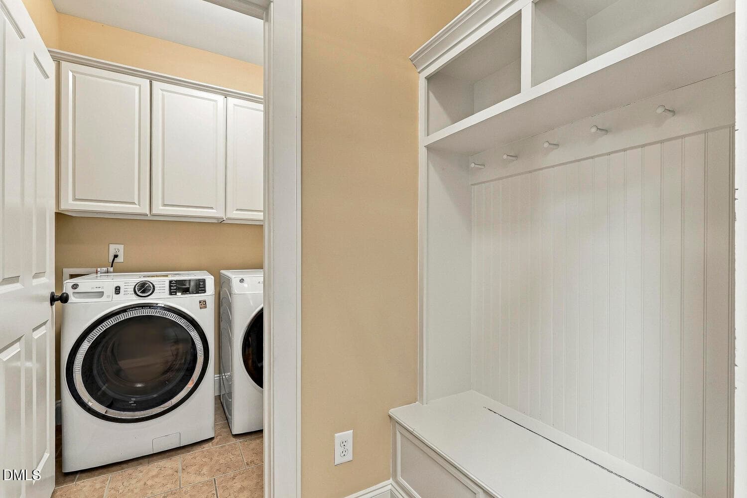 Laundry - 490 Bear Tree Creek, Chapel Hill, NC 27517, Chapel Hill